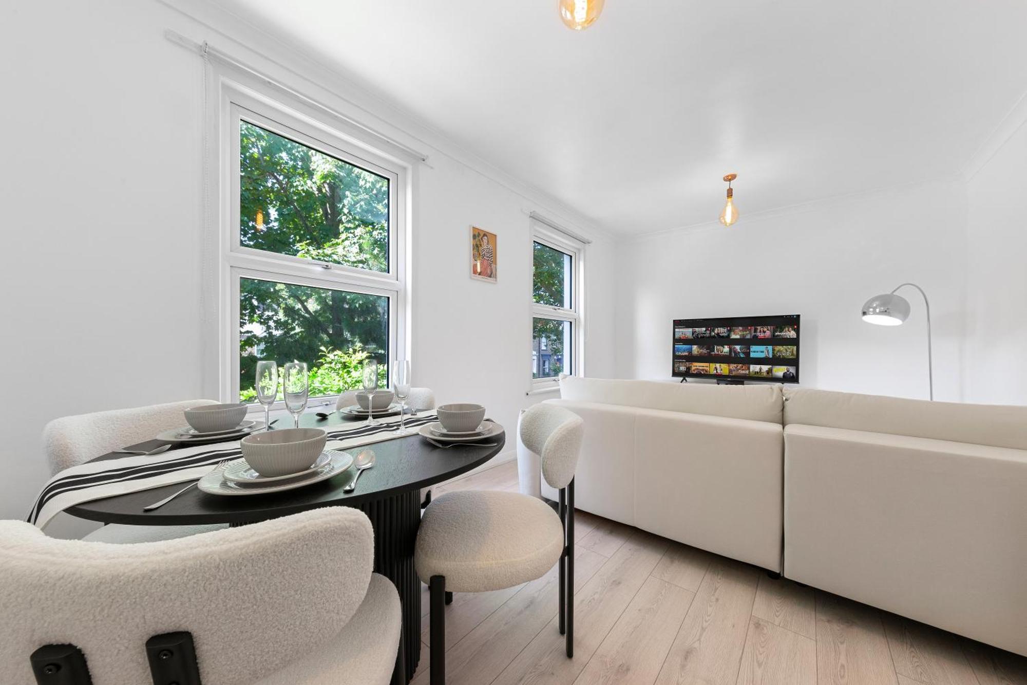 شقة Stylish Flat Near Tower Bridge & London Bridge المظهر الخارجي الصورة