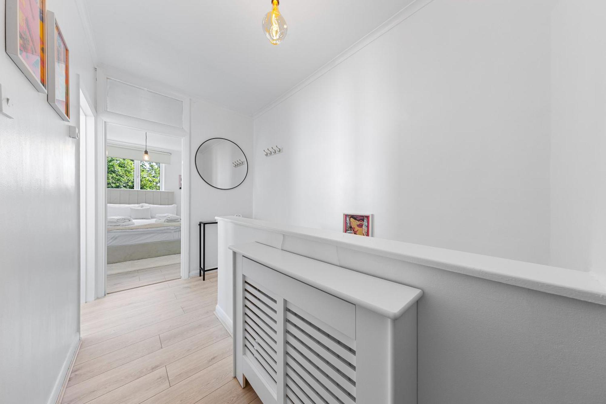 شقة Stylish Flat Near Tower Bridge & London Bridge المظهر الخارجي الصورة